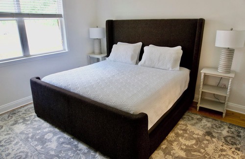 Freeport House | Bay Breeze House: Steps from the Bay & Near 30A Beaches
