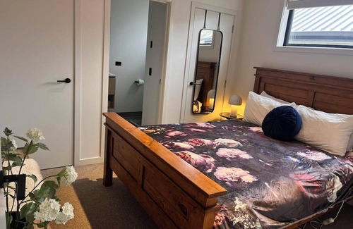 Kawarau Falls House | Experience Tranquility at Your Remarkables Mountain Retreat