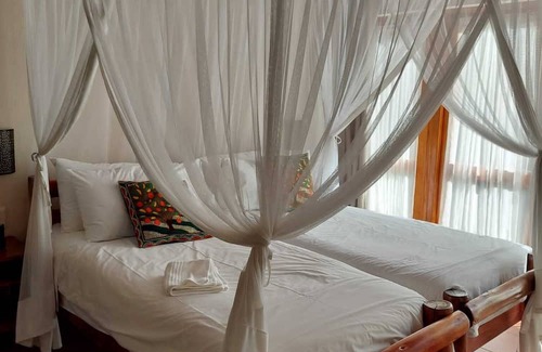 Phalaborwa Villa | Cozy Bush Villa with Pool & Spa Near Kruger National Park
