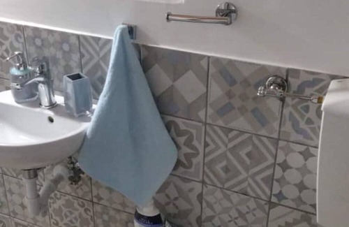 Itri Apartment | Cozy Studio Apartment 'Suite Dei Briganti Innamorati' with Wi-Fi