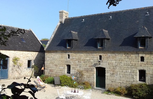 Saint-Marine House | Beautiful Belle Maison: Spa & Hot Tub by the Sea