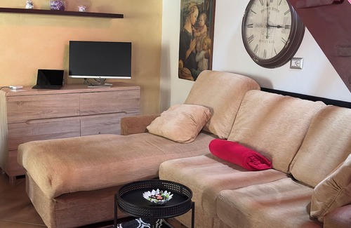 Luras Apartment | Convenient Apartment 30 Minutes from the Emerald Coast
