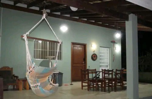 Lazaro House | Cozy Retreat at Recanto Marietti, Steps from the Beach