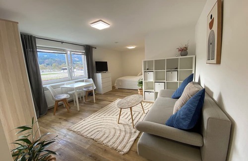 Sonthofen Apartment | Cozy One-Bedroom Apartment Near Train Station with Spa