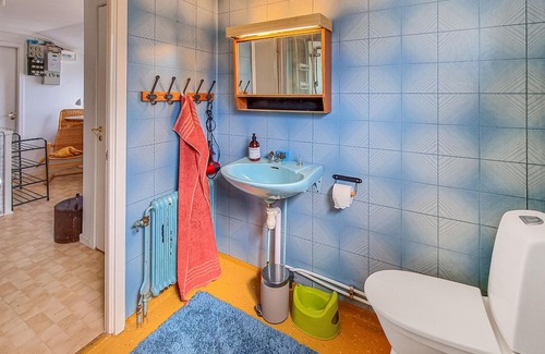 Bjorholmen Apartment | Relaxing Oceanfront Getaway near the Swedish West Coast