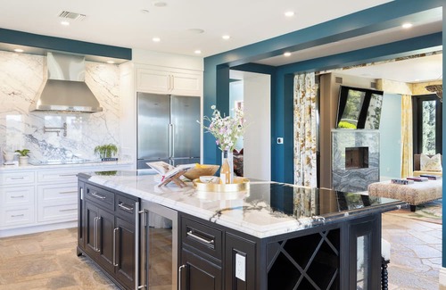 Malibu House | Le Grand Chateau by AvantStay | Elegant Estate with Pool & Spa