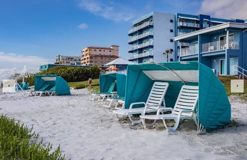 New Smyrna Beach Resort | Beachfront Family Getaway at Coconut Palms Beach Resort II