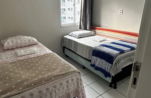 Ponta da Terra Apartment | Unwind at Refúgio dos Sonhos: Beachfront Apartment Oasis