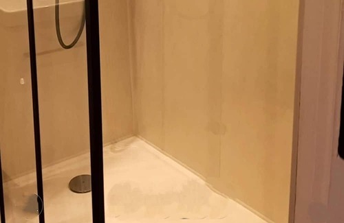 Chateau-Thierry Apartment | Homerez - Beautiful studio for 2 ppl. at Château-Thierry