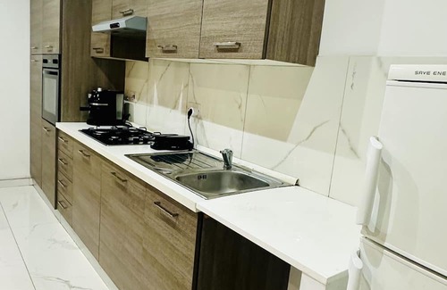 Gzira Apartment | Spacious 5-Bedroom Apartment in Central Area with Kitchen