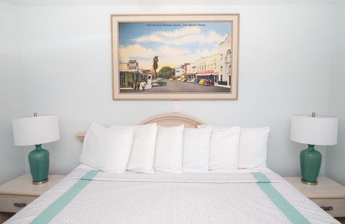 Central Beach Resort | Oceanfront 1-Bedroom Condo with Balcony at Reef Ocean Resort
