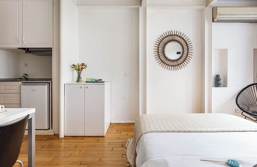 Asmali Mescit House | Vibrant Townhouse Perfect for Nightlife Enthusiasts