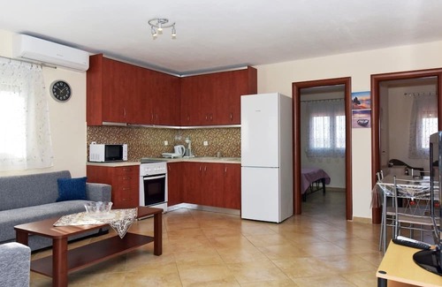 Nea Propontida House | Family-Friendly Mamas Twin Houses with Kitchen & Breakfast