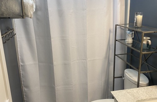 East Shoreham Cottage | Inviting Cottage Retreat in Wading River - Family Friendly