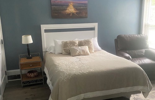 East Shoreham Cottage | Inviting Cottage Retreat in Wading River - Family Friendly