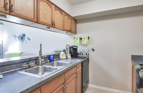 Orlando House | Renovated 2 Bed/2 Bath Hotel Near UCF with Family Amenities