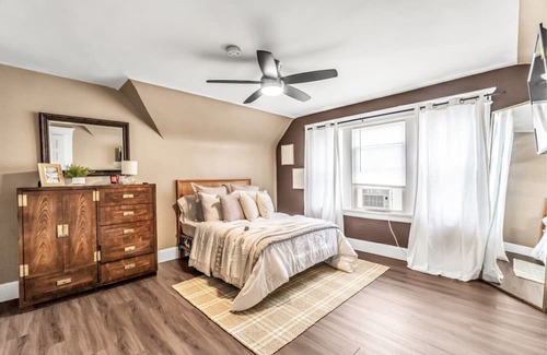 East End Apartment | Cozy Apartment Steps from Yale Hospital & Bridgeport