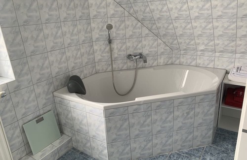 Birenbach Apartment | Cozy Apartment with Private Terrace, Garden & Wi-Fi