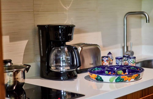 Tulum Resort | Relaxing Beach Haven: 1 Bedroom with Pool & Breakfast