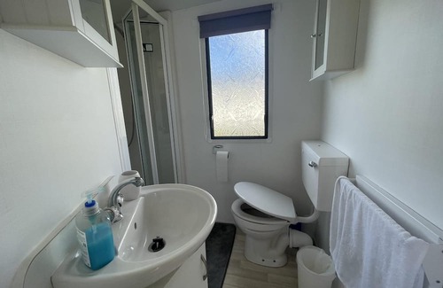 Clacton-on-Sea House | Perfect 6 Berth Caravan at Valley Farm Holiday Park