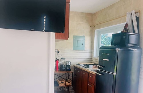 Rio Piedras Apartment | Cozy Studio in Baldrich, San Juan - Perfect for Budget Travelers