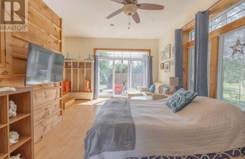 Bluewater Cottage | Relaxing Barbara Street Lake Escape with Pet-Friendly Amenities