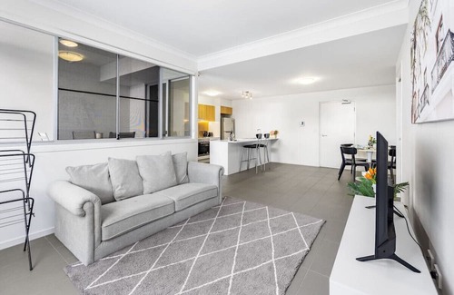 Kelvin Grove Apartment | Stylish 1BR Retreat with Pool at Kelvin Grove