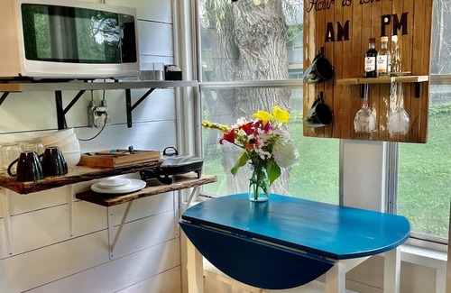Janesville Cabin | Pet-Friendly River Cabin: Ideal Getaway for Families