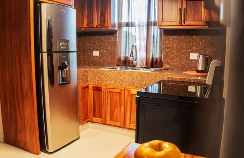 Danli Apartment | Majestic Apartament/Wi-Fi/Parking/3Beds