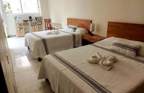 Oaxaca House | Beautiful 2 bedrooms 4queen beds, bathroom parking