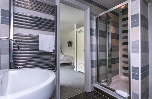 Winster House | Inviting Waterside Family Retreat in the Lake District