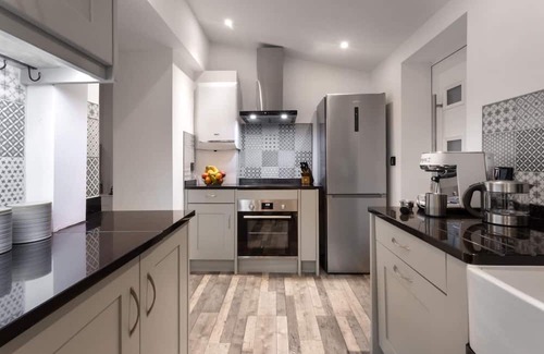 Nelson House | Rosie's Escape: Family-Friendly Stay with Pet Amenities