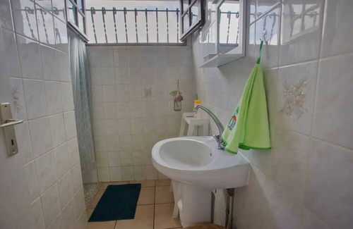 Riviere-Salee House | Homerez - House 5 km away from the beach for 5 ppl. with garden at Rivière-Salée