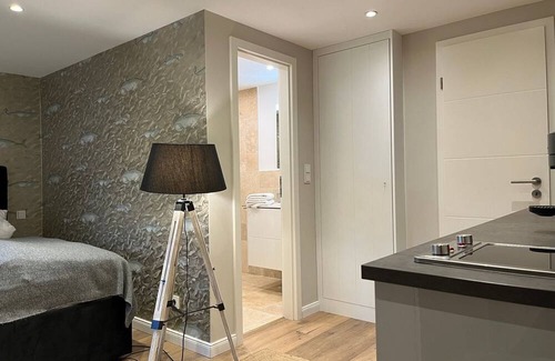 Kleinmorsum Apartment | Stylish Ground Floor Apartment for Two in Uasterhörn Morsum