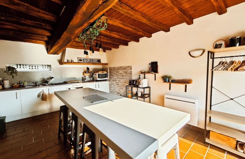 Aizenay House | Gîte à la Campagne: Ideal Retreat for Families in Vendée