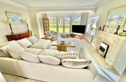 Ferndown House | Golf Course View: Family-friendly Four Bed Retreat with Garden