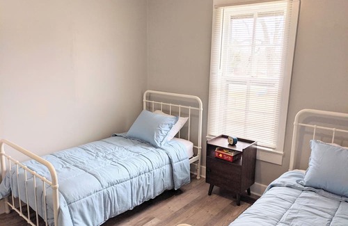 Clayton House | Charming Retreat in Clayton with Family & Pet-Friendly Amenities