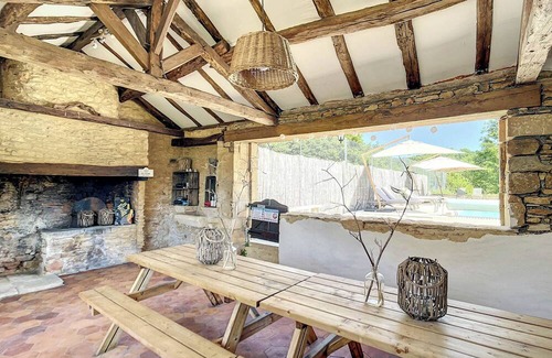 Cassagnes House | Cozy Gîte for Two: Pet-Friendly Getaway Awaits You
