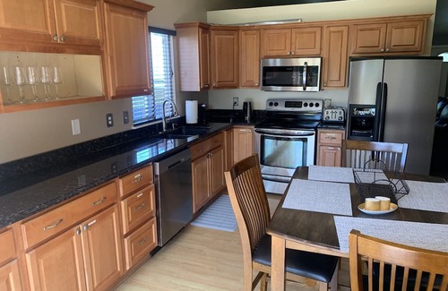 Marysville House | Relax and Enjoy Near Casinos, Outlets, and Lake Stevens