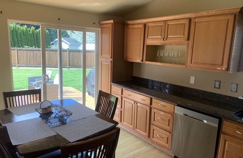 Marysville House | Relax and Enjoy Near Casinos, Outlets, and Lake Stevens