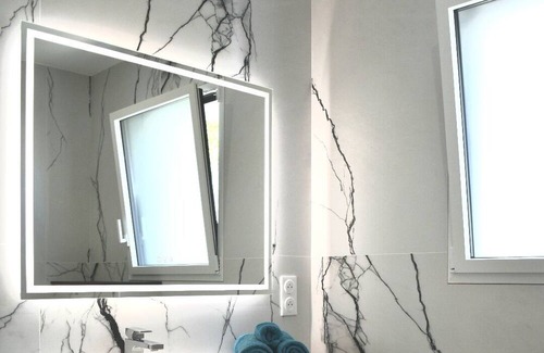 Sainte-Flaive-des-Loups Apartment | Studio Privatif Chez L'habitant à 20 min des Sables D'olonne