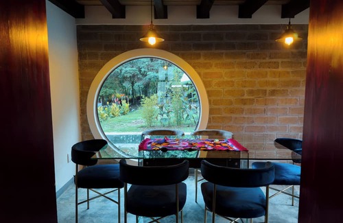 San Cristobal de las Casas Cabin | Cozy Jlumal Cabaña Chib: Pet-Friendly Getaway Awaits