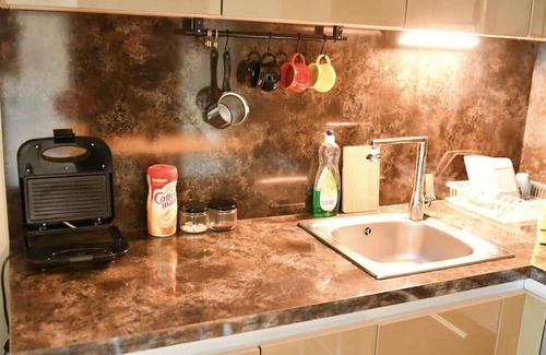 Mustafakemalpasa Apartment | Central Residence Apartment: Ideal for Families and Pets