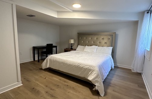 Easton House | Inviting Guest Suite Near Easton with Breakfast & Kitchen