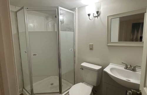 Easton House | Inviting Guest Suite Near Easton with Breakfast & Kitchen