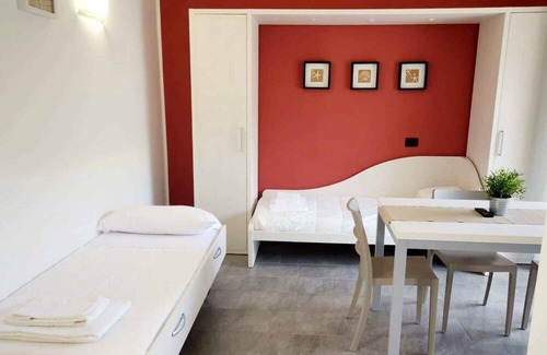 Poggi Apartment | Poolside Holiday Apartment with Sun Loungers Awaiting You
