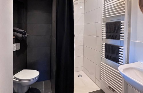Buttelstedt Apartment | Cozy Apartment for 3 with Kitchen in Am Ettersberg