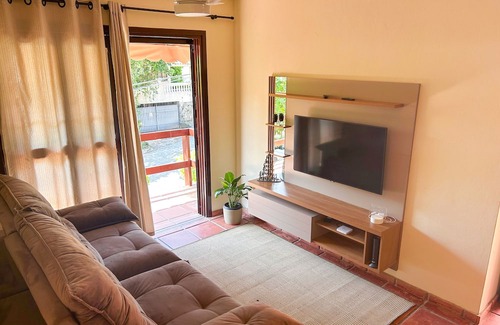 Portal da Olaria Apartment | Spacious Apartment Steps from the Beach in São Sebastião