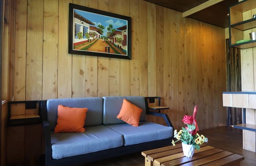 Monterrey Cottage | Romantic Cabin with Hot Tub near La Fortuna's Forest Retreat