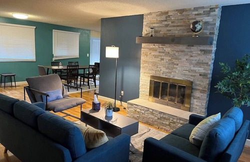 Des Moines House | Inviting Escape: Child-Friendly Stay with Kitchen Access